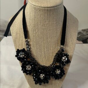 Elegant Black Floral Necklace